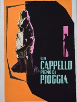 cappello pieno di pioggia